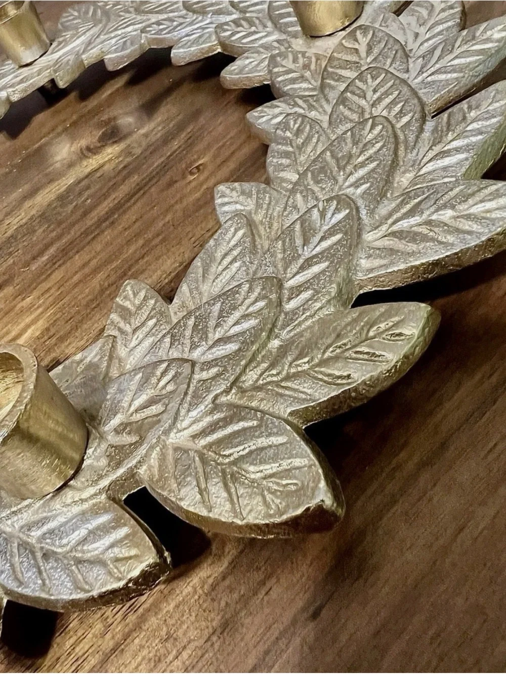 Metal Leaf Wreath Candle Holder - Home Holiday Decor